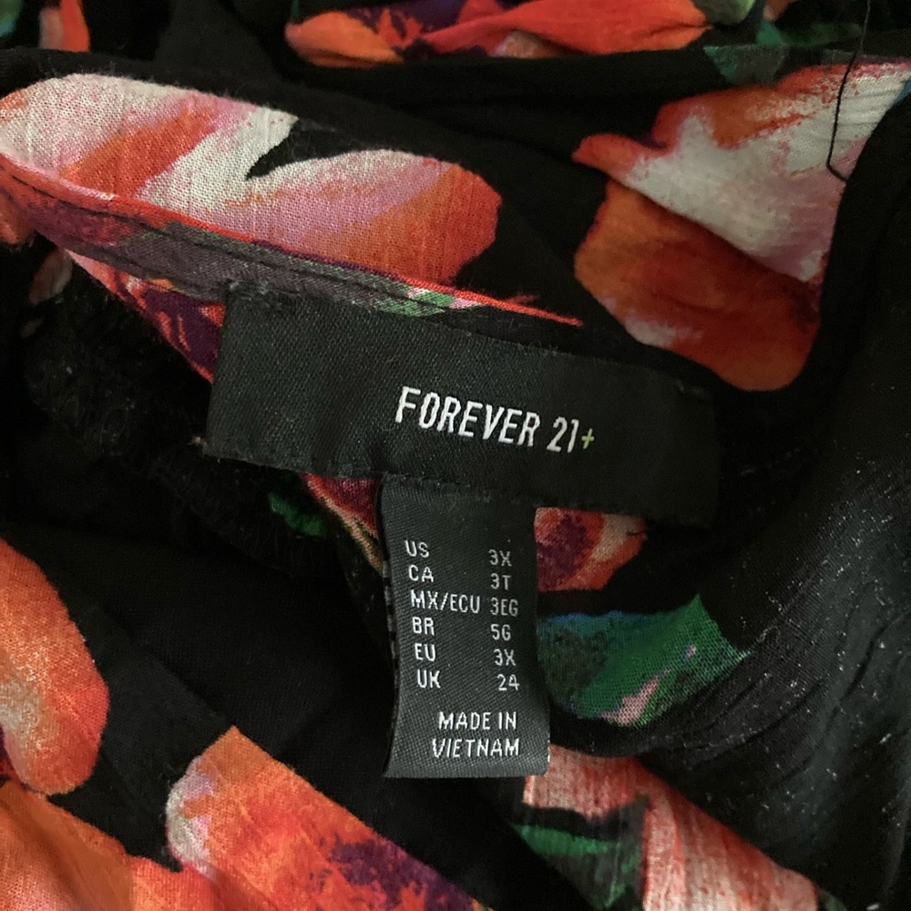 ⭐️$10 DEAL Forever 21 floral tunic/ mini dress - Picture 4 of 4